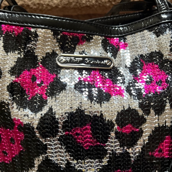 Betsey Johnson Large Leopard Pink and black sequins Tote EUC - Picture 3 of 8